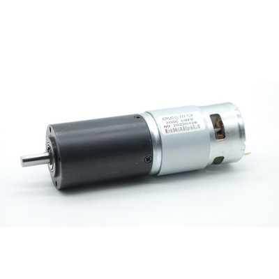 شراء NEMA 17 24V DC Brush Gear Motor منخفضة الضوضاء 42 مم 1:53 94 دورة في الدقيقة 0.75A مع علبة التروس online manufacture